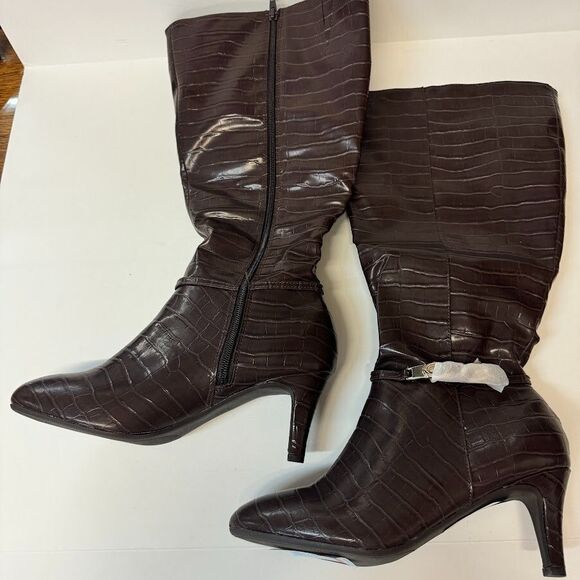 Karen Scott Womens 5 M Brown Heeled Snake Skin Style Boots NIB WE8 - Picture 2 of 8